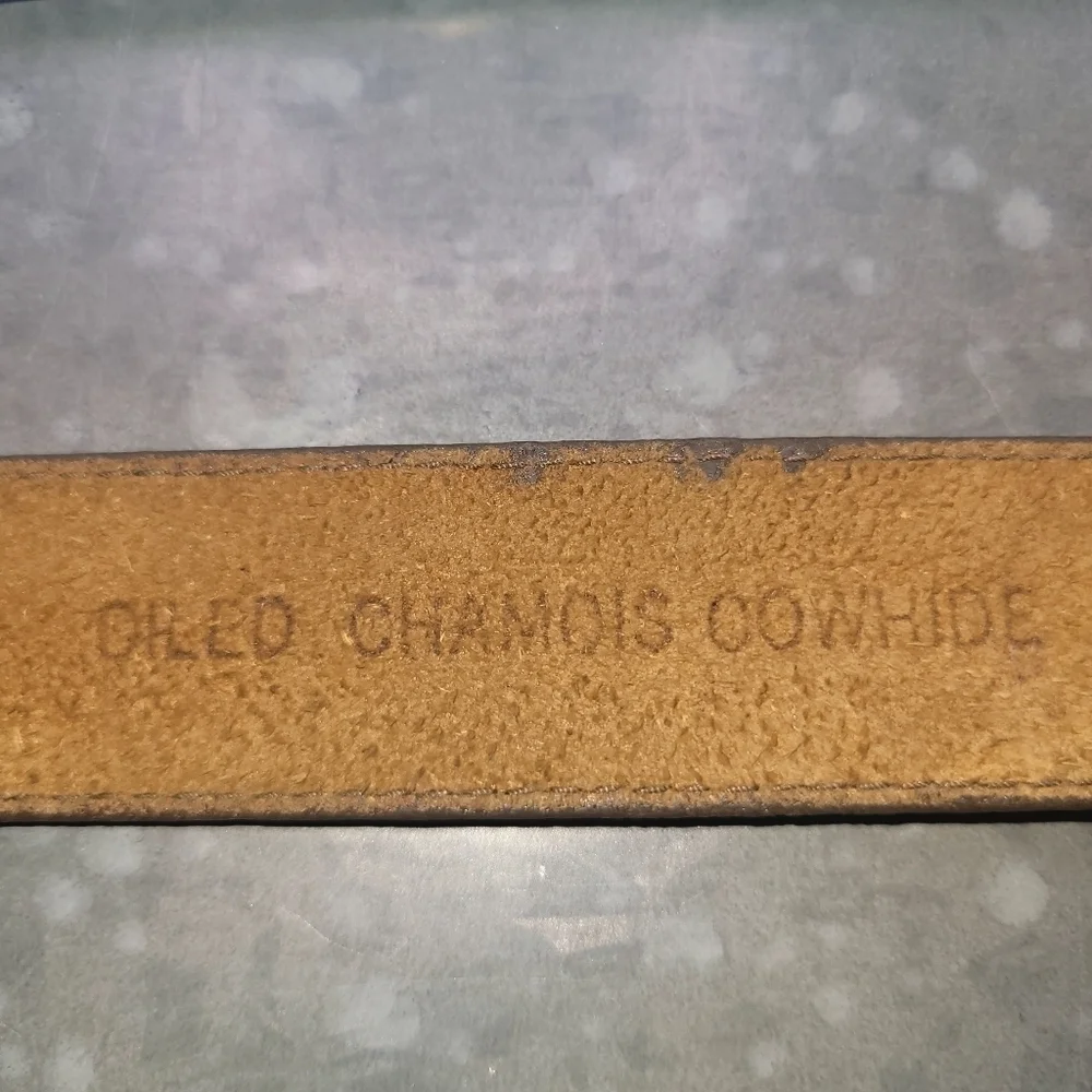 Oiled Chamois Cowhide Belt